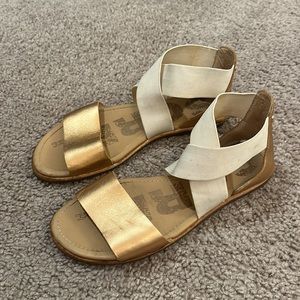 Sorel ankle wrap Ella gold sandals